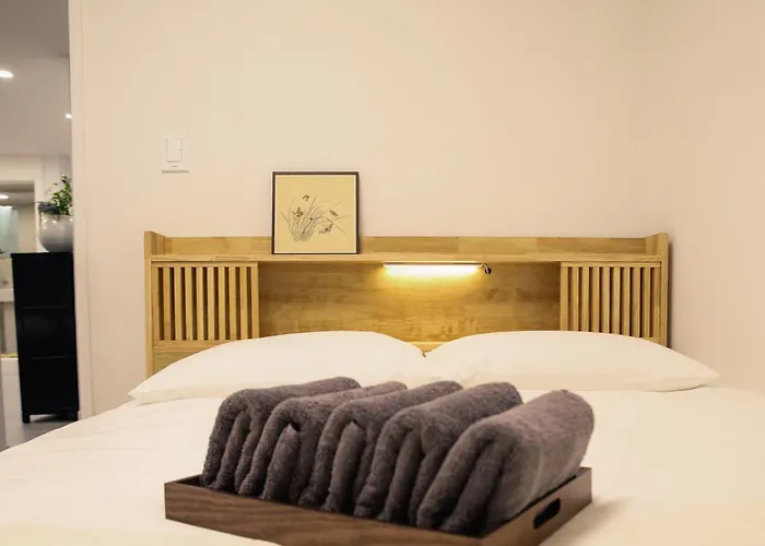 9br & 6bath & 15bed For Big Group 아파트 서울특별시