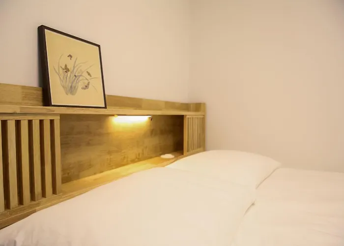 9br & 6bath & 15bed For Big Group * 서울특별시